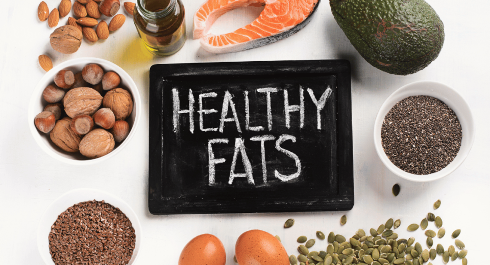 Monounsaturated vs. Polyunsaturated Fats: Benefits and Sources